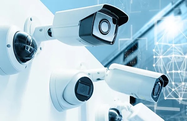 Cámaras Fijas de Vigilancia: Seguridad Profesional con Monitoreo Continuo